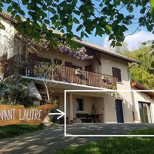 Un Pied Devant L'autre Appartement