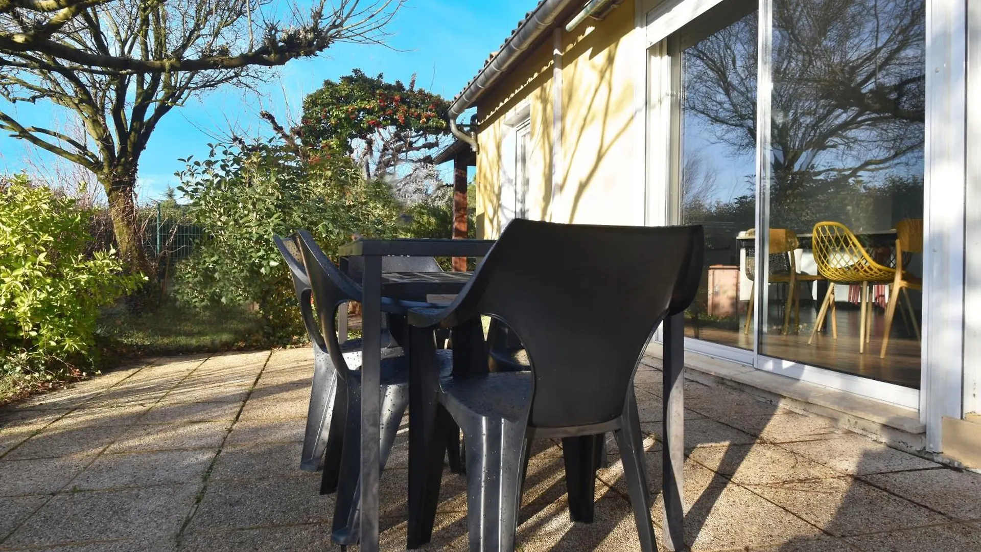 Grande Maison Familiale Super Calme - Piscine - Jacuzzi - Salle De Jeux - Idealement Situee - Gd Jardin Sans Aucun Vis A Vis Sauzet  Holiday home Sauzet (Drome)