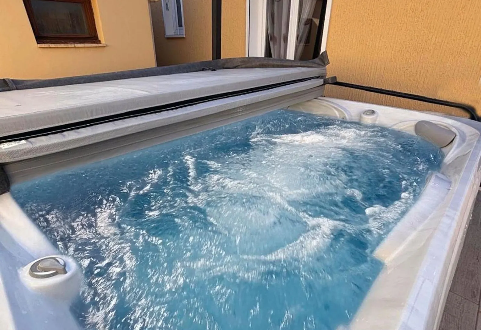 Holiday home Grande Maison Familiale Super Calme - Piscine - Jacuzzi - Salle De Jeux - Idealement Situee - Gd Jardin Sans Aucun Vis A Vis Sauzet